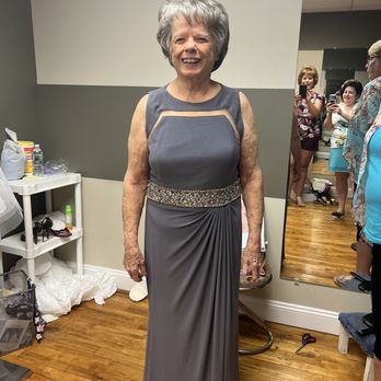 Alterations & Tailoring For Your Elegance - Sewing & Alterations Near Me - Saint Ann, Missouri