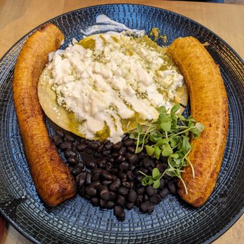 La Plazuela - Huevos Montelanos - New American Near Me - Santa Fe, New Mexico