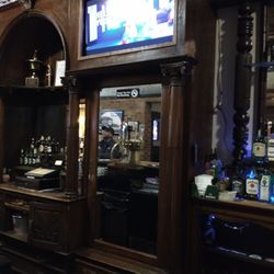 Falcon Inn - The bar