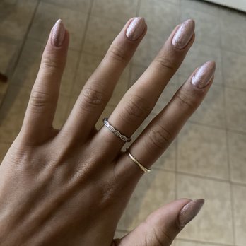 Diva Nails - Same hand as first picture - Nail Salons Near Me - Methuen, Massachusetts