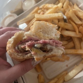 Barcode The Lounge - Mediterranean Near Me - Tustin, California