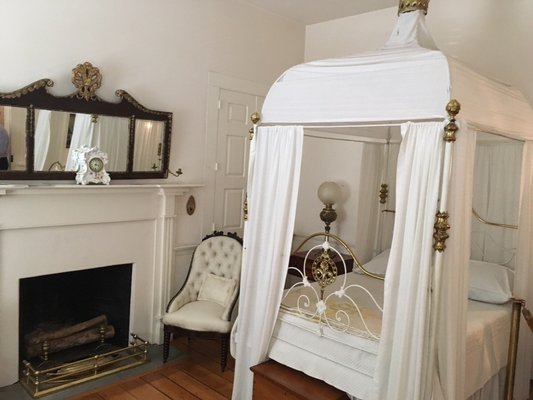 Mary Todd Lincoln House by null