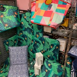 Howards Storage World - A display