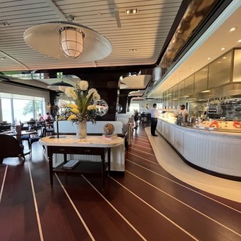Seafood Bar at The Breakers - Seafood Near Me - Palm Beach, Florida