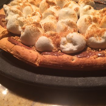 Goofy's Kitchen - Smores Pizza - American Near Me - Anaheim, California Goofy's Kitchen - Smores Pizza - American Near Me - Anaheim, California