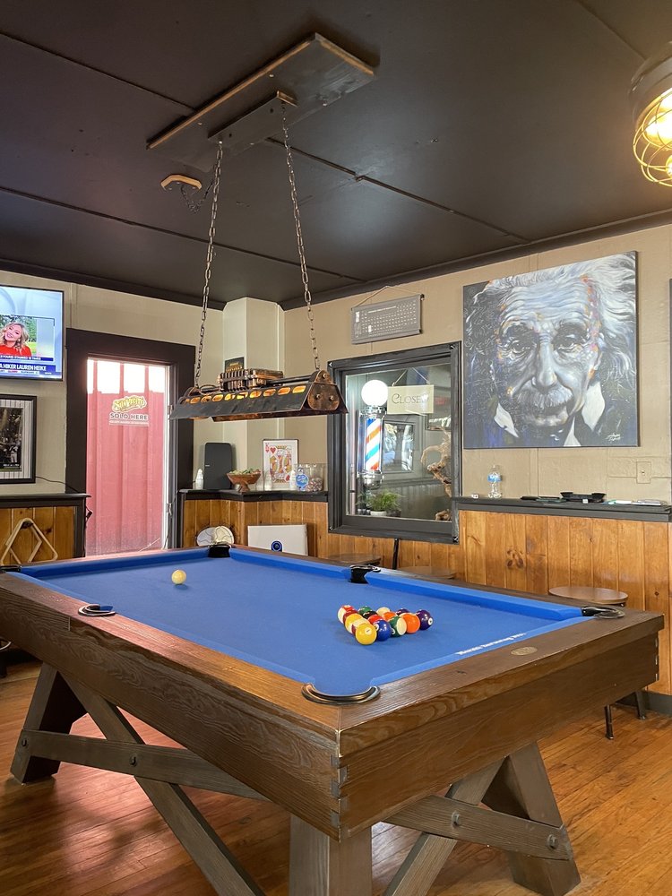 Meraki Barbering Logo