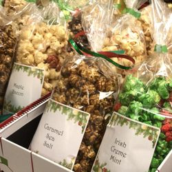 iPop Gourmet Popcorn - Some beautiful and yummy gourmet popcorn gifts