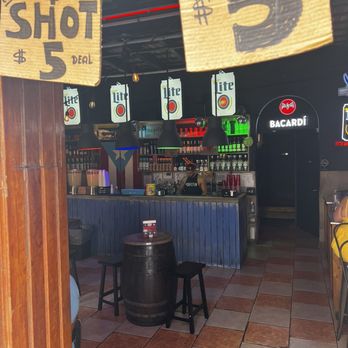 El Cafetín - Cocktail Bars Near Me - San Juan, Puerto Rico