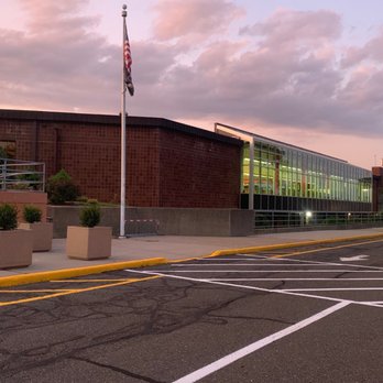 Mahwah High School - Middle Schools & High Schools Near Me - Mahwah, New Jersey Mahwah High School - Middle Schools & High Schools Near Me - Mahwah, New Jersey