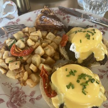 LITTLE HEN - 1167 Photos & 604 Reviews - 4579 Weston Rd, Weston ...