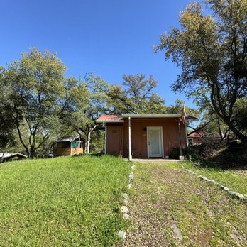 Sivananda Ashram Yoga Farm - SIVA cabin - Yoga Near Me - Grass Valley, California Sivananda Ashram Yoga Farm - SIVA cabin - Yoga Near Me - Grass Valley, California