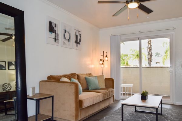 La Pacifica Apartments by null