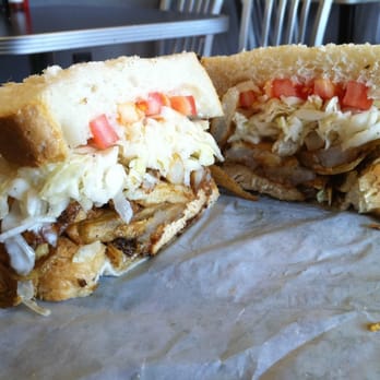 Primanti Bros. Restaurant and Bar - Grilled chicken sandwich. - Sandwiches Near Me - Pittsburgh, Pennsylvania