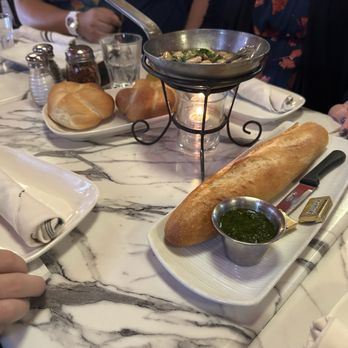 The Stinking Rose - Dipping Bread - Italian Near Me - San Francisco, California The Stinking Rose - Dipping Bread - Italian Near Me - San Francisco, California