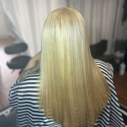 AH Perfection - Color services, black to Barbie blonde