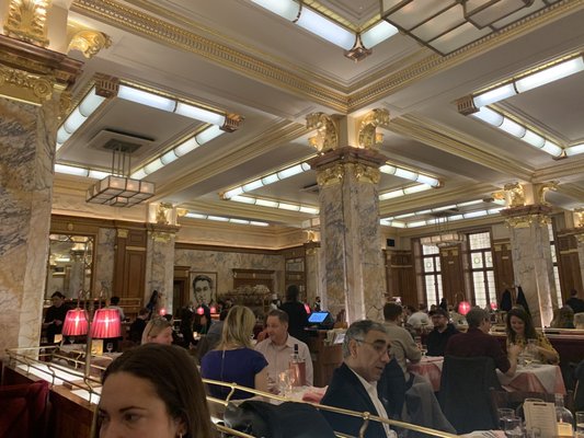 Brasserie Zedel by null