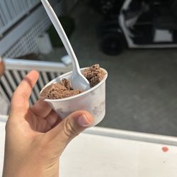 Anna Maria Island Creamery and Bakery - My "2 scoops" of chocolate ice cream