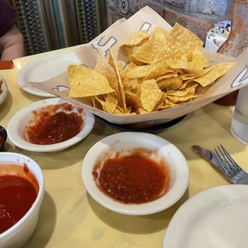 Nando's Mexican Cafe - Chips and salsa - Mexican Near Me - Chandler, Arizona