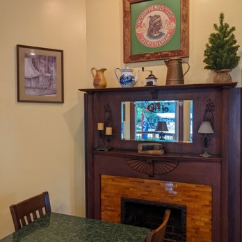 Nonie's Bakery & Cafe - Interior - Breakfast & Brunch Near Me - North Utica, Illinois Nonie's Bakery & Cafe - Interior - Breakfast & Brunch Near Me - North Utica, Illinois