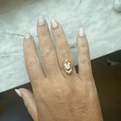 Fishtown Jewelers - One of a kind Estate ring