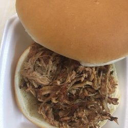 Papa's Pit & More - Pulled pork sandwich!