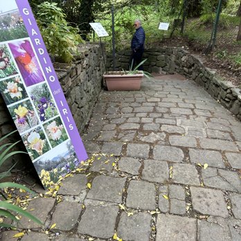 Giardino dell'Iris - Botanical Gardens Near Me - Florence, FI