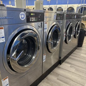 Quik Wash Laundromat - Big washers - Laundromat Near Me - Joshua, Texas Quik Wash Laundromat - Big washers - Laundromat Near Me - Joshua, Texas