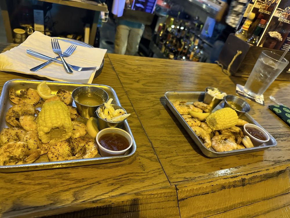 Shuckin' Shack Oyster Bar
