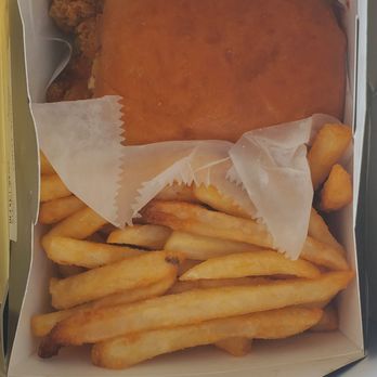 Crisppis - Sandwich and Fries combo - Burgers Near Me - Miami, Florida Crisppis - Sandwich and Fries combo - Burgers Near Me - Miami, Florida