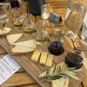 Cailloux Cheese Shop - Wine and cheese pairing - Cheese Shops Near Me - Solvang, California