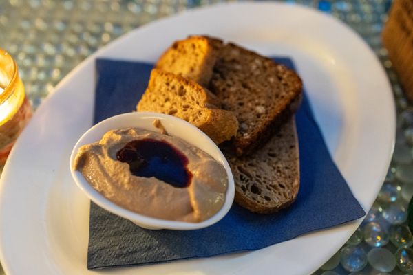 Lehká hlava - vegetarian restaurant by null