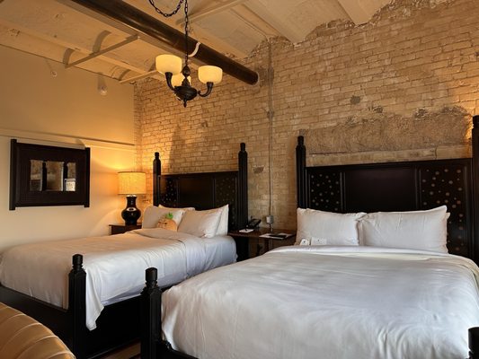 Hotel Emma by null