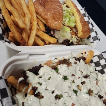 Aloha Smash Burger - Waikiki - Secret fries and the sherry wine mushroom burger! - Burgers Near Me - Honolulu, Hawaii