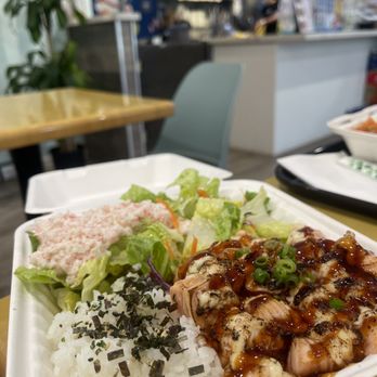 Hou Fish Market - seared salmon with crab salad 1/2 salad 1/2 rice - Poke Near Me - Honolulu, Hawaii Hou Fish Market - seared salmon with crab salad 1/2 salad 1/2 rice - Poke Near Me - Honolulu, Hawaii