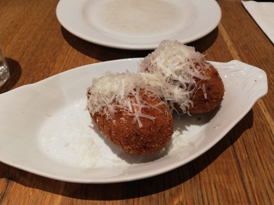 Gema Pizzeria by null