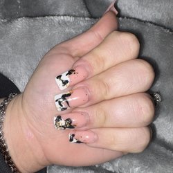Grand Nails Salon