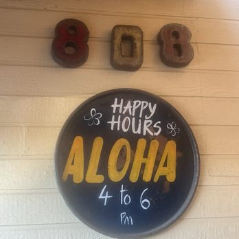 Cafe Des Amis - Mediterranean Near Me - Paia, Hawaii