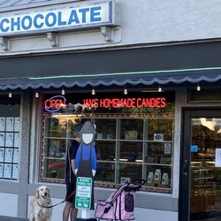 Jan's Homemade Candies - Front of the store