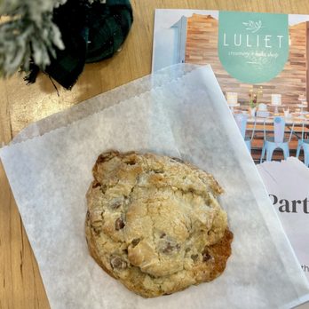 Luliet - campfire cookie - Ice Cream & Frozen Yogurt Near Me - Spring, Texas