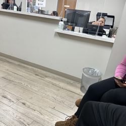 United Medical Imaging - Los Angeles - The woman on the right was rude to patients checking in