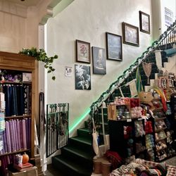 The Crafter’s Library - Cozy, professional, inspiring