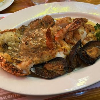 SAMMYS FISH BOX - Updated April 2025 - 1672 Photos & 1087 Reviews - 41 ...