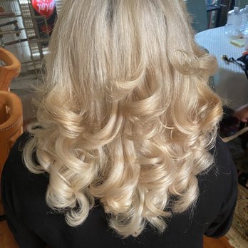 Silver Strand Salon - Hair Salons Near Me - Oxnard, California