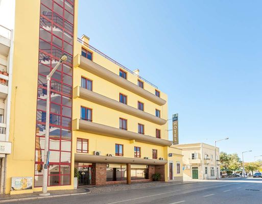 Best Western Hotel Dom Bernardo by null