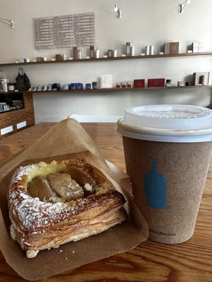 Blue Bottle Coffee by null