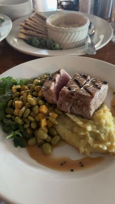 High Thyme Cuisine by null