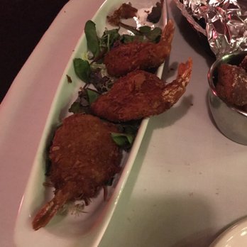 Clearman's Steak 'N Stein - The coconut shrimp appetizer here is DELICIOUS! Nothing quite like it... - Steakhouses Near Me - Pico Rivera, California