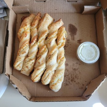 Round Table Pizza - Bread twist with ranch. Yummy - Pizza Near Me - San Diego, California Round Table Pizza - Bread twist with ranch. Yummy - Pizza Near Me - San Diego, California