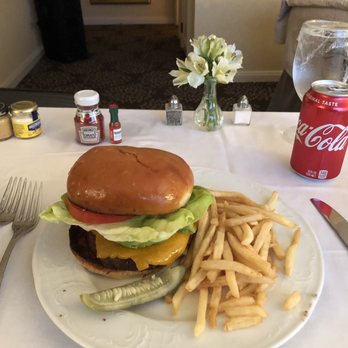 Omni Las Colinas Hotel - Burger - Hotels Near Me - Irving, Texas