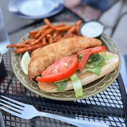 The Grumpy Minnow - Walleye sandwich
